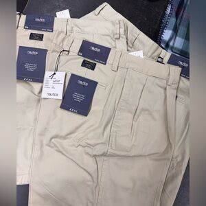 3 Nautica Men's Cream Keel Shorts